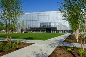 2010_museum_exterior.13